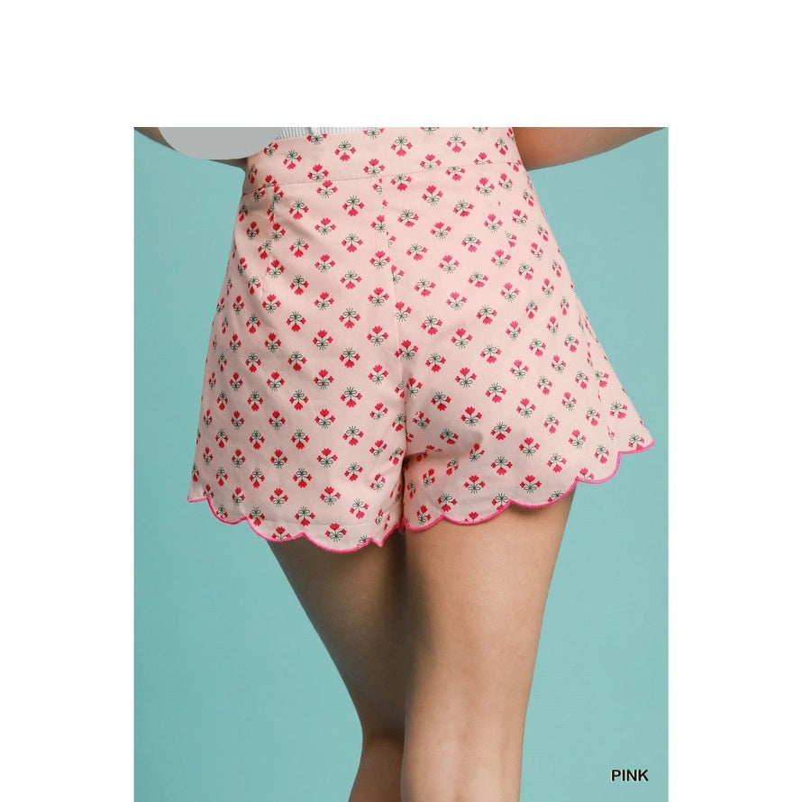 Scalloped Flower Bouquet Print Shorts